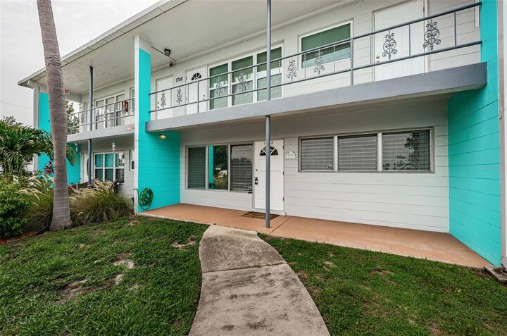 Property Photo:  5861 42nd Terrace N 1608  FL 33709 