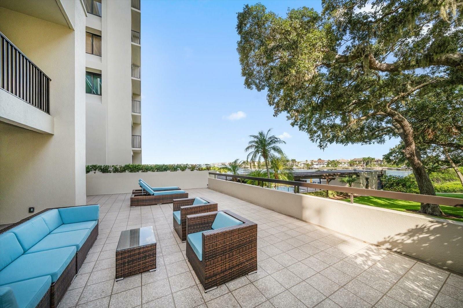 Property Photo:  4 Belleview Boulevard 108  FL 33756 