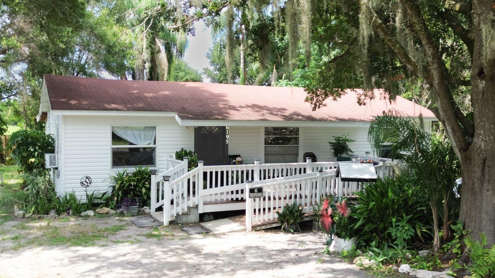 Property Photo:  6195 Doris Road  FL 33830 