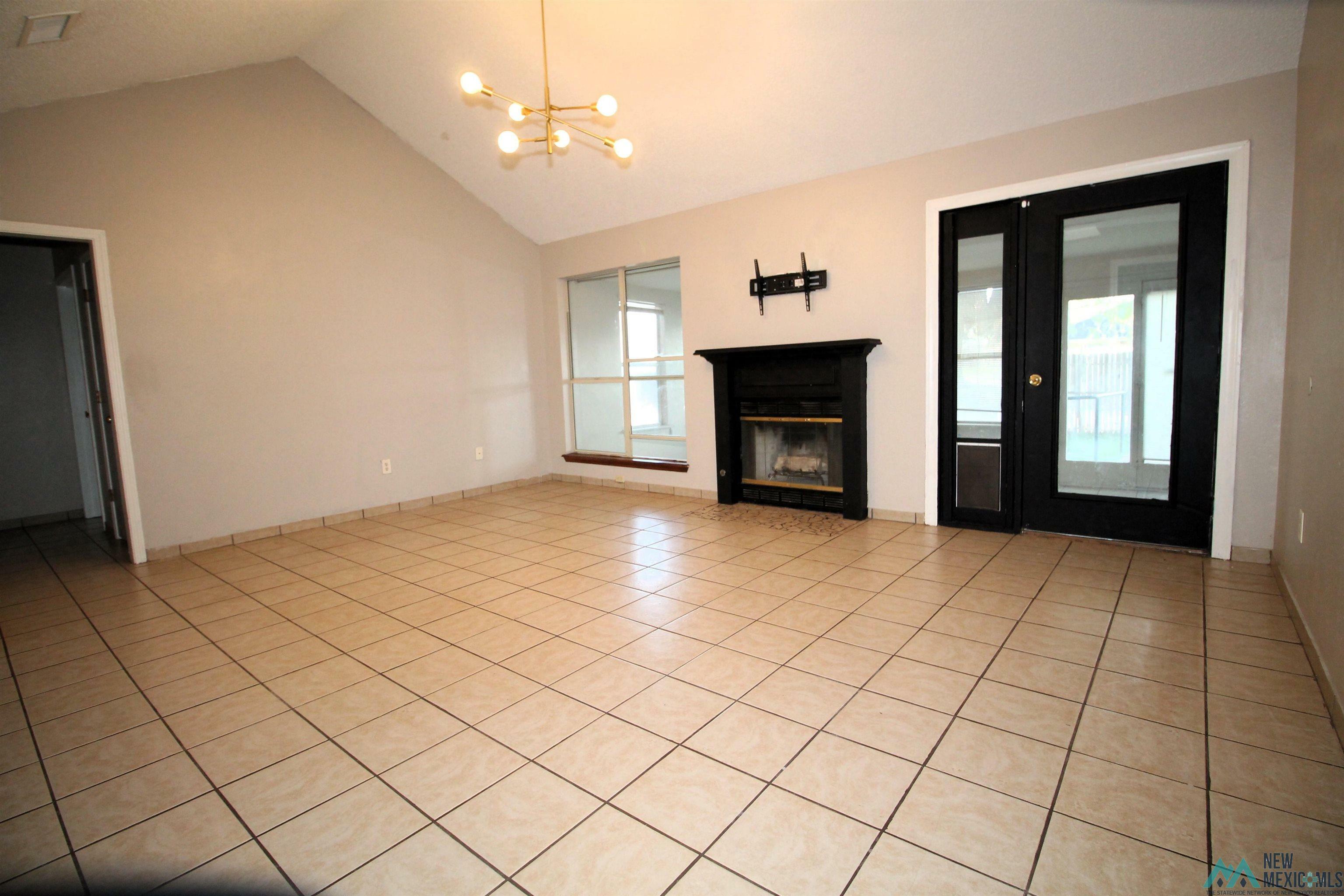 Property Photo:  233 Mariposa Drive  NM 88101 