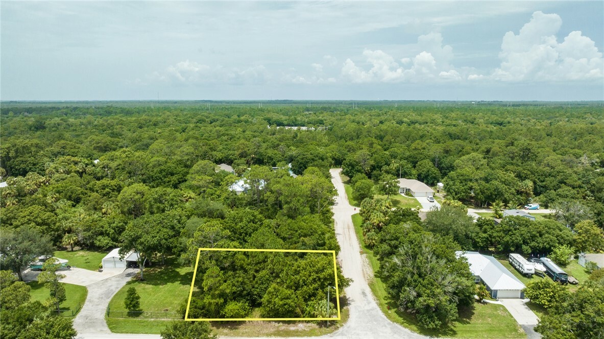 Property Photo:  10725 90th Street  FL 32967 