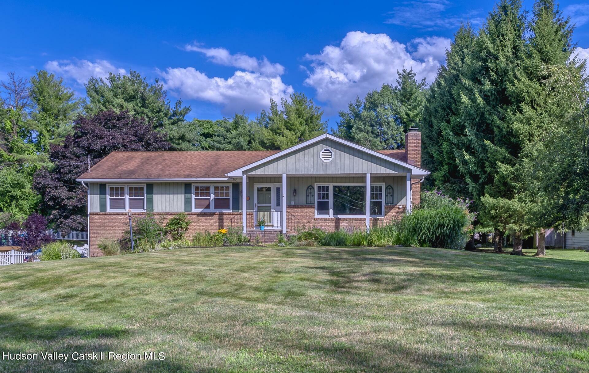 Property Photo:  562 Linderman  NY 12401 