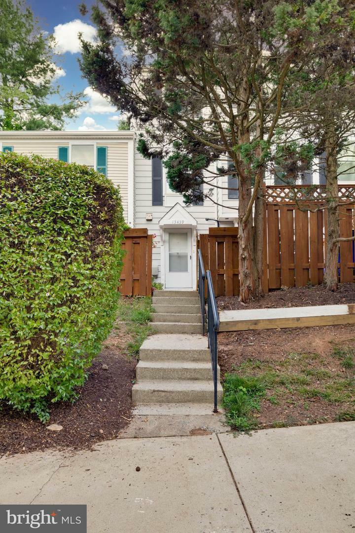 Property Photo:  13439 Whitechurch Circle  MD 20874 