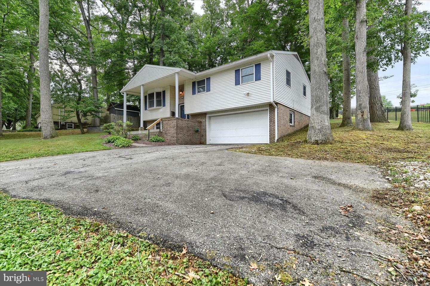 Property Photo:  28 Autumn Drive  PA 17019 