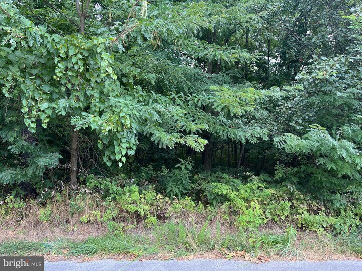 Property Photo: Sierra WV 25403