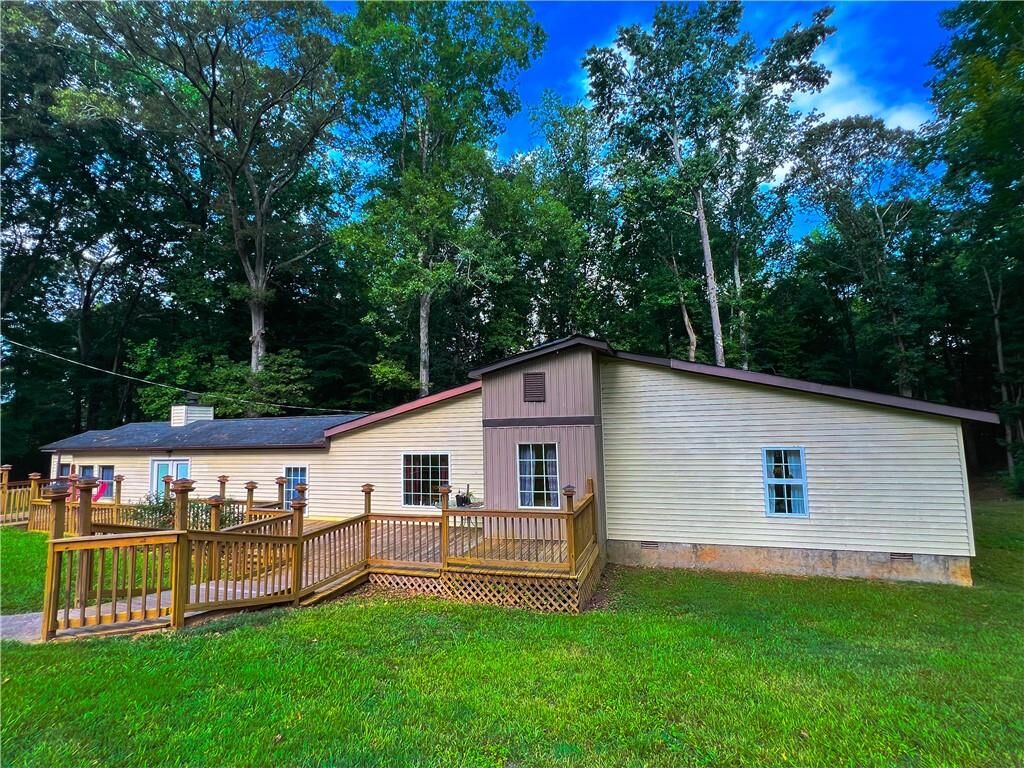Property Photo:  260 Ga-82 S  GA 30549 