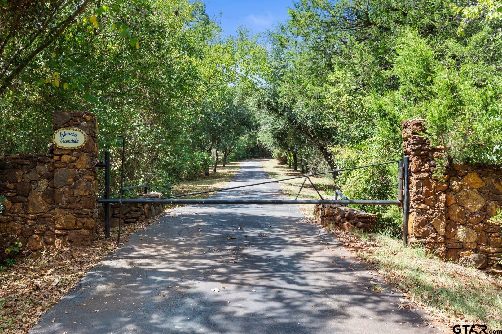 Property Photo:  255 County Road 2660  TX 75773 