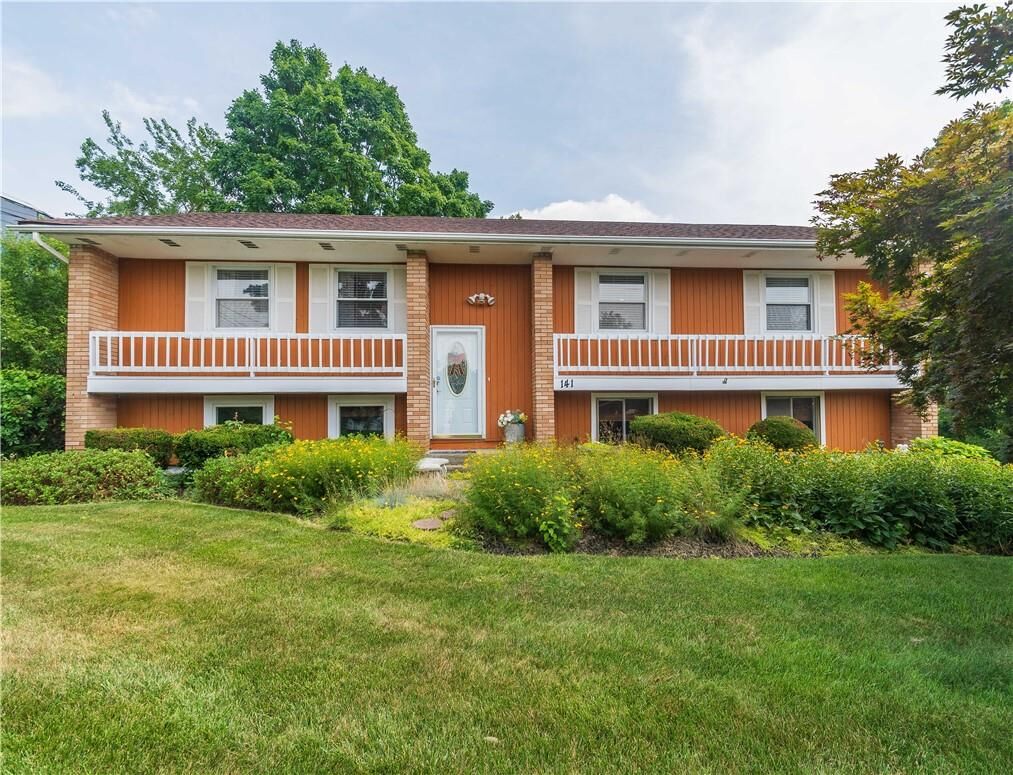 Property Photo:  141 Cider Mill Loop  NY 12590 