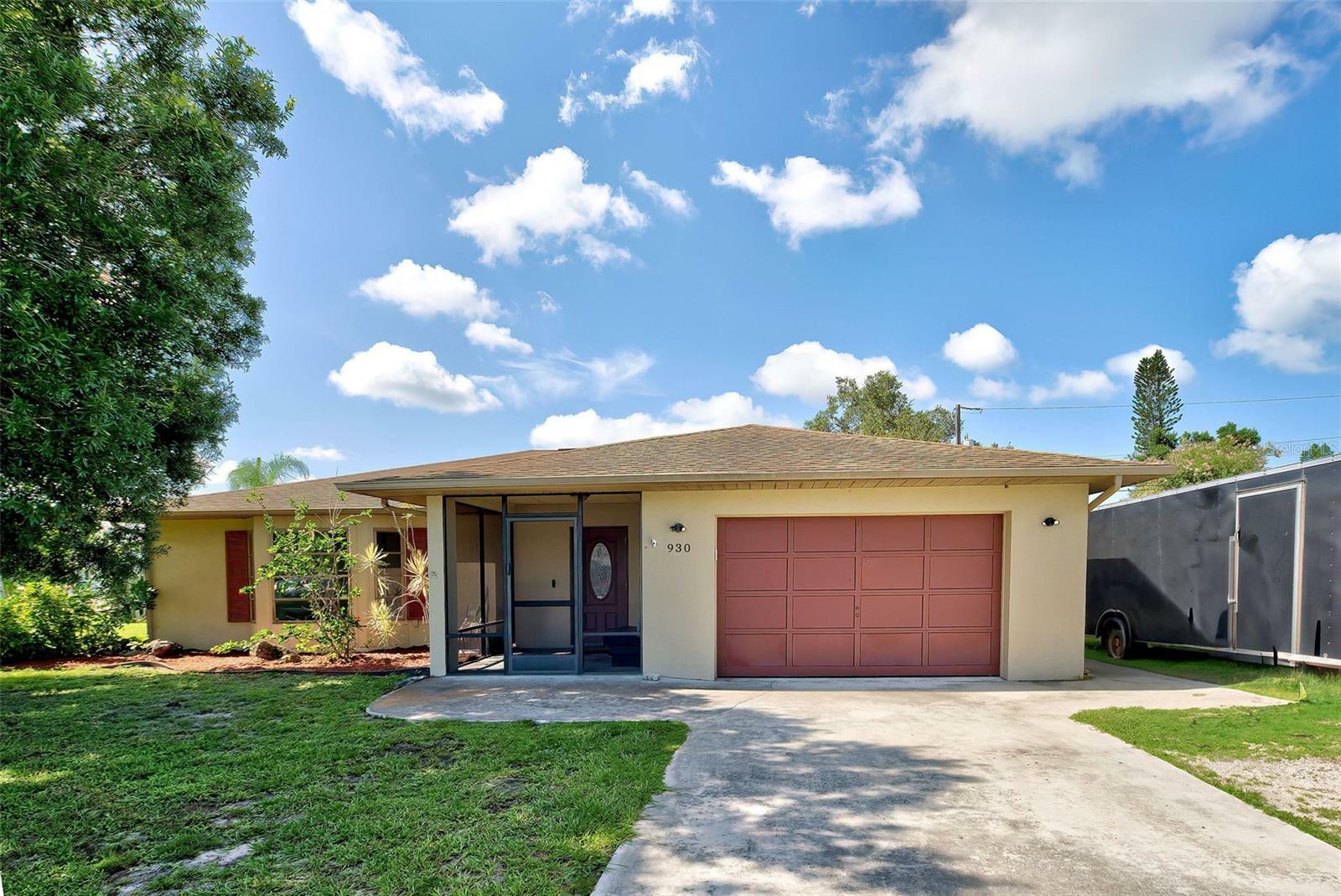 Property Photo:  930 Darwin Road  FL 34293 