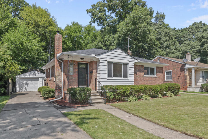 23507 Oneida  Oak Park MI 48237 photo