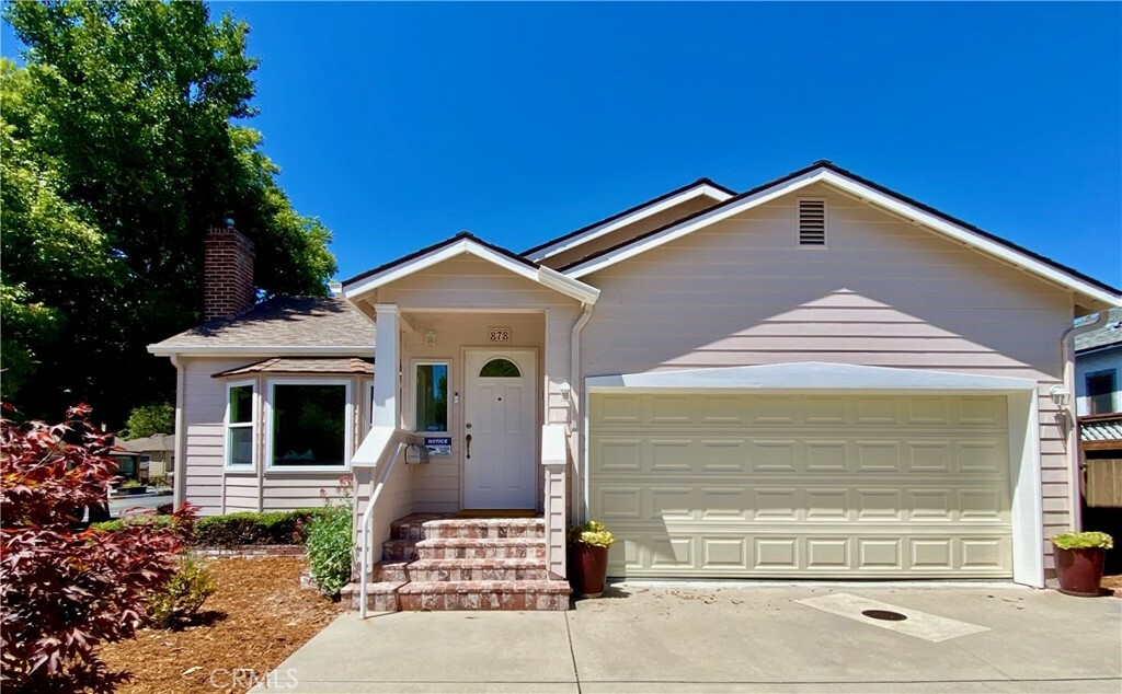 Property Photo:  878 Lincoln Street  CA 93405 