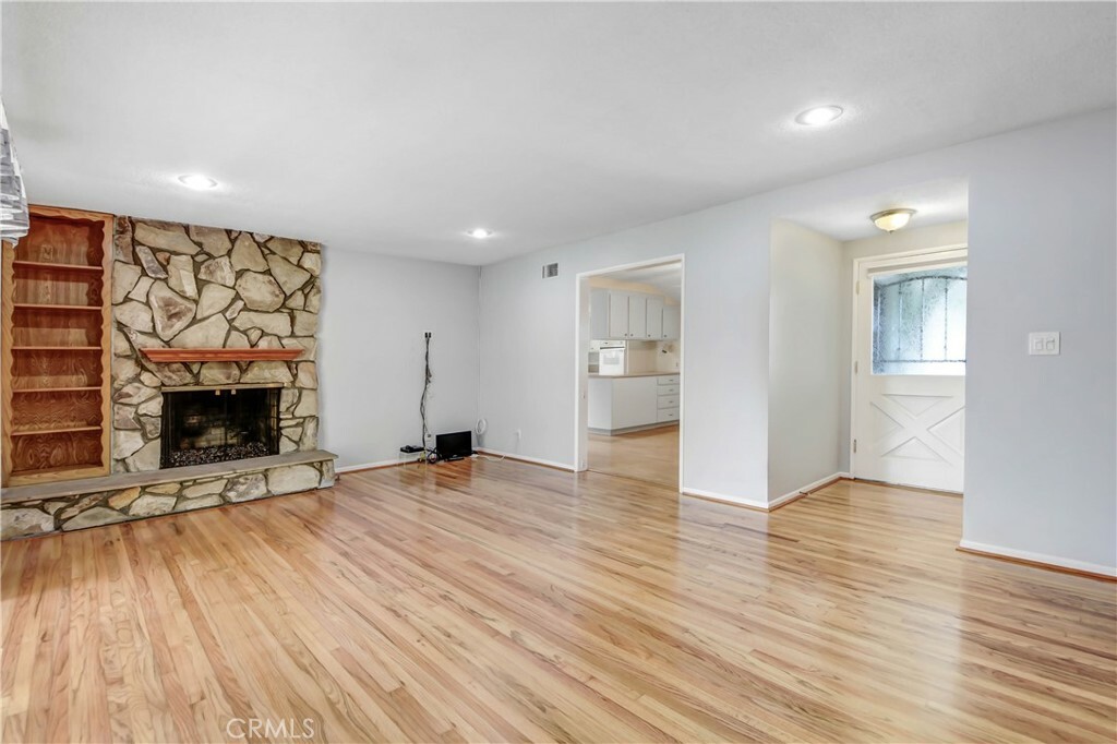 Property Photo:  531 W Madison Avenue  CA 92870 