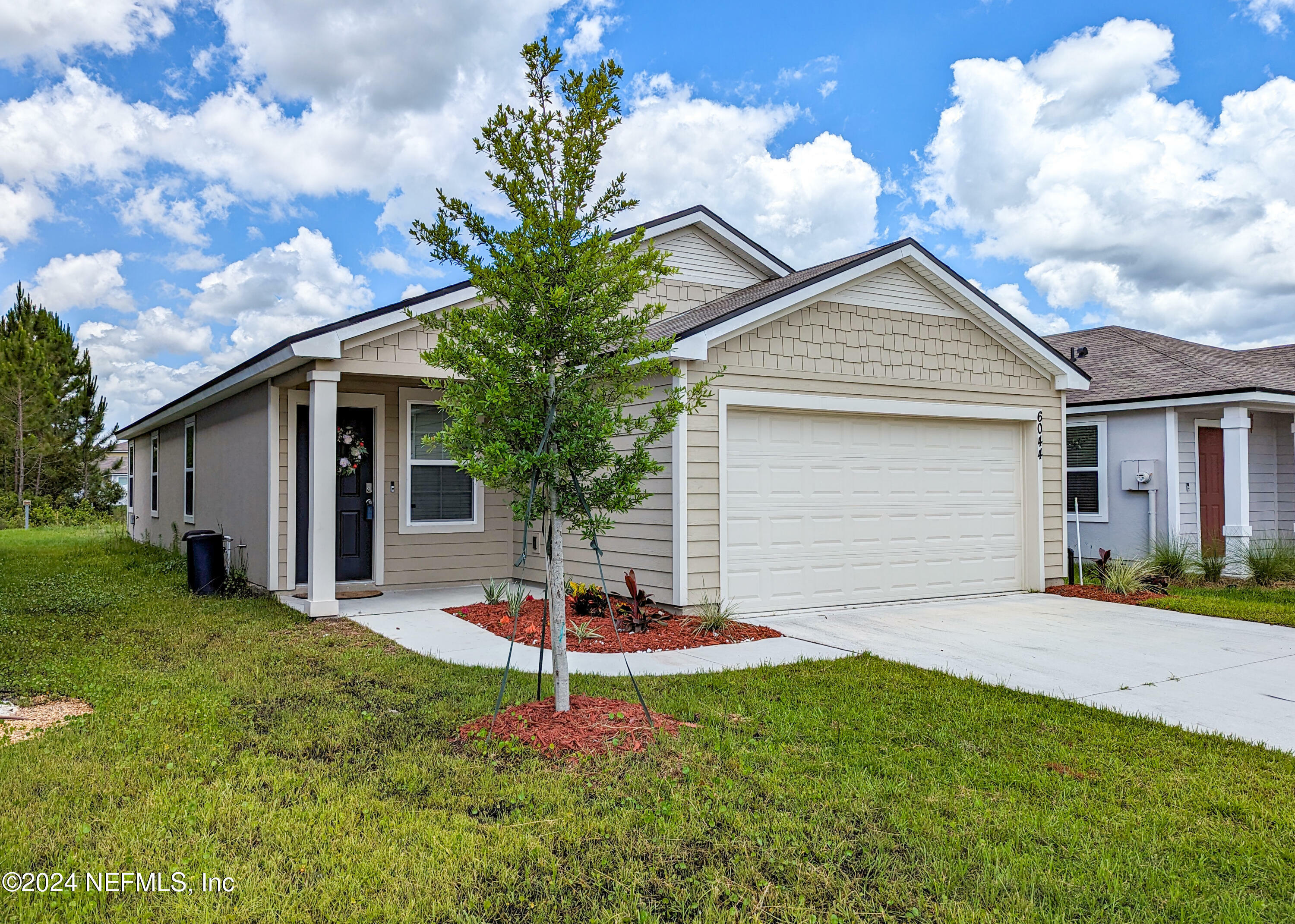 Property Photo:  6044 Bucking Bronco Drive  FL 32234 