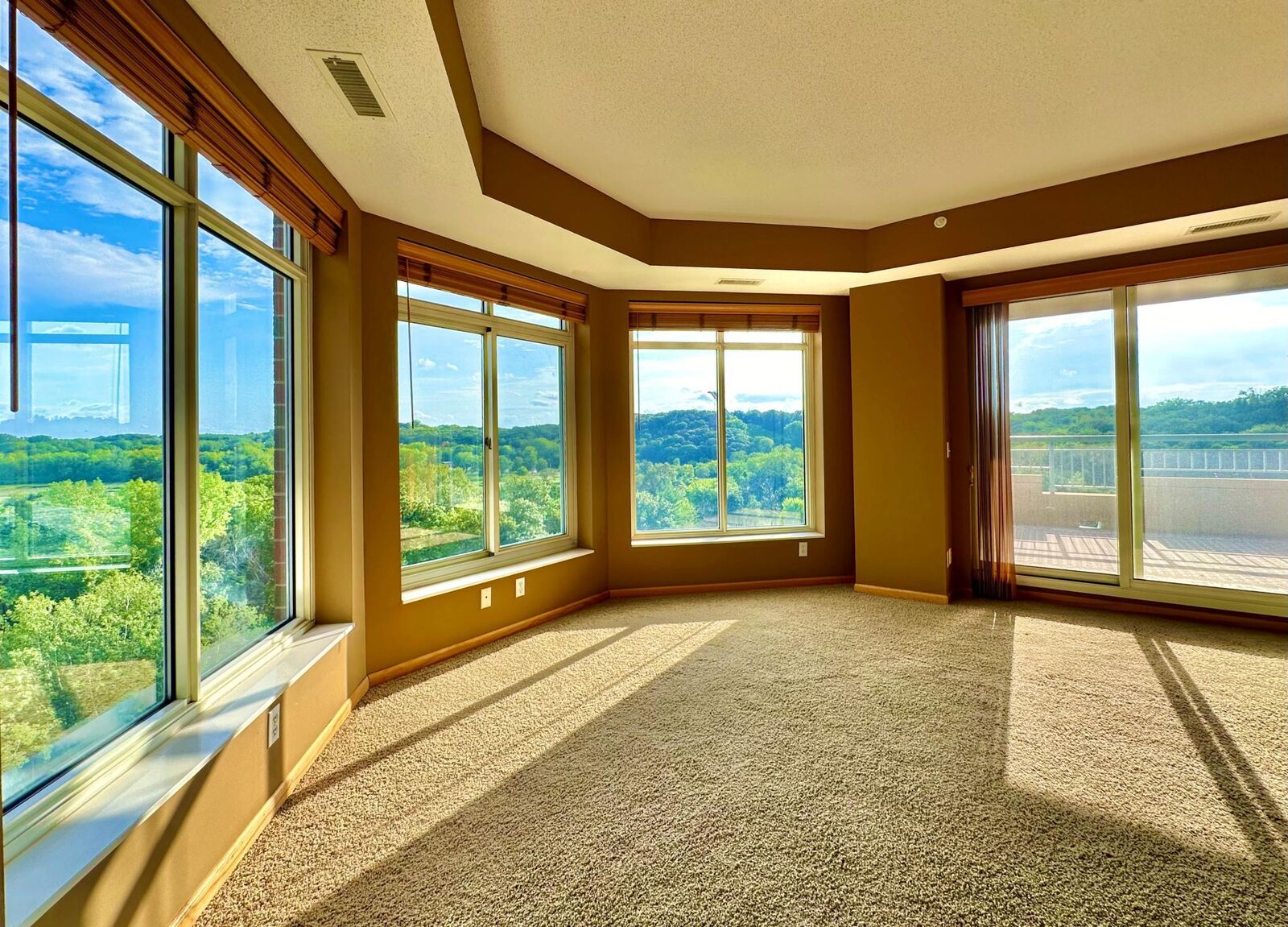 Property Photo: 8301 Creekside Circle 640 MN 55437