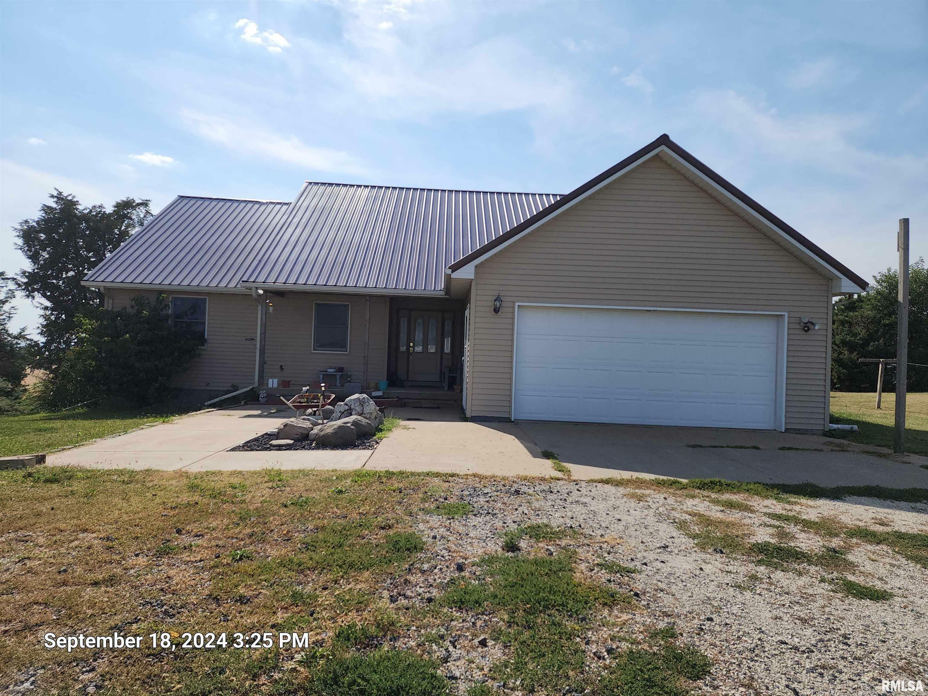 Property Photo:  17343 State Route 17 Road  IL 61491 