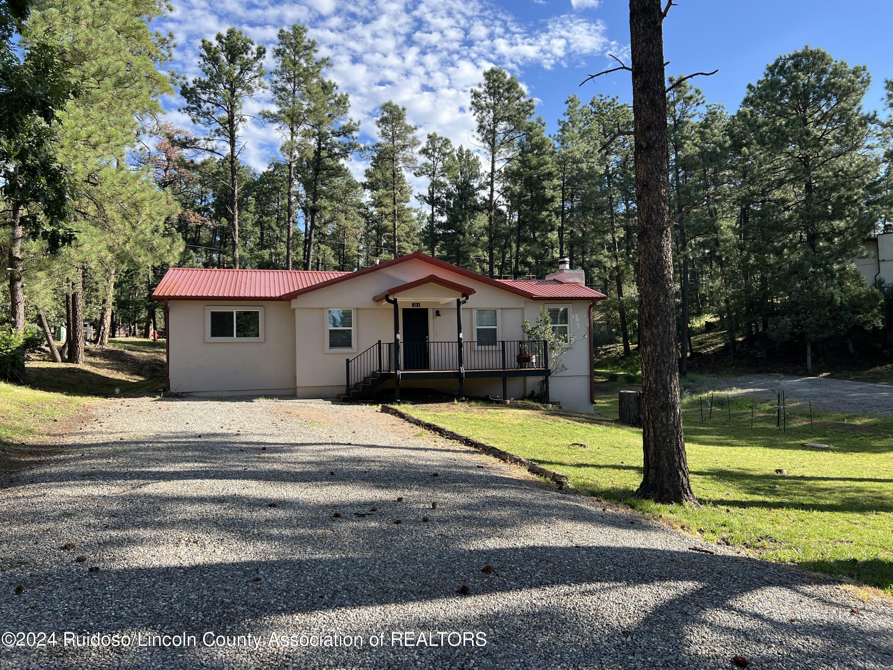 Property Photo:  201 Hansen Drive  NM 88345 