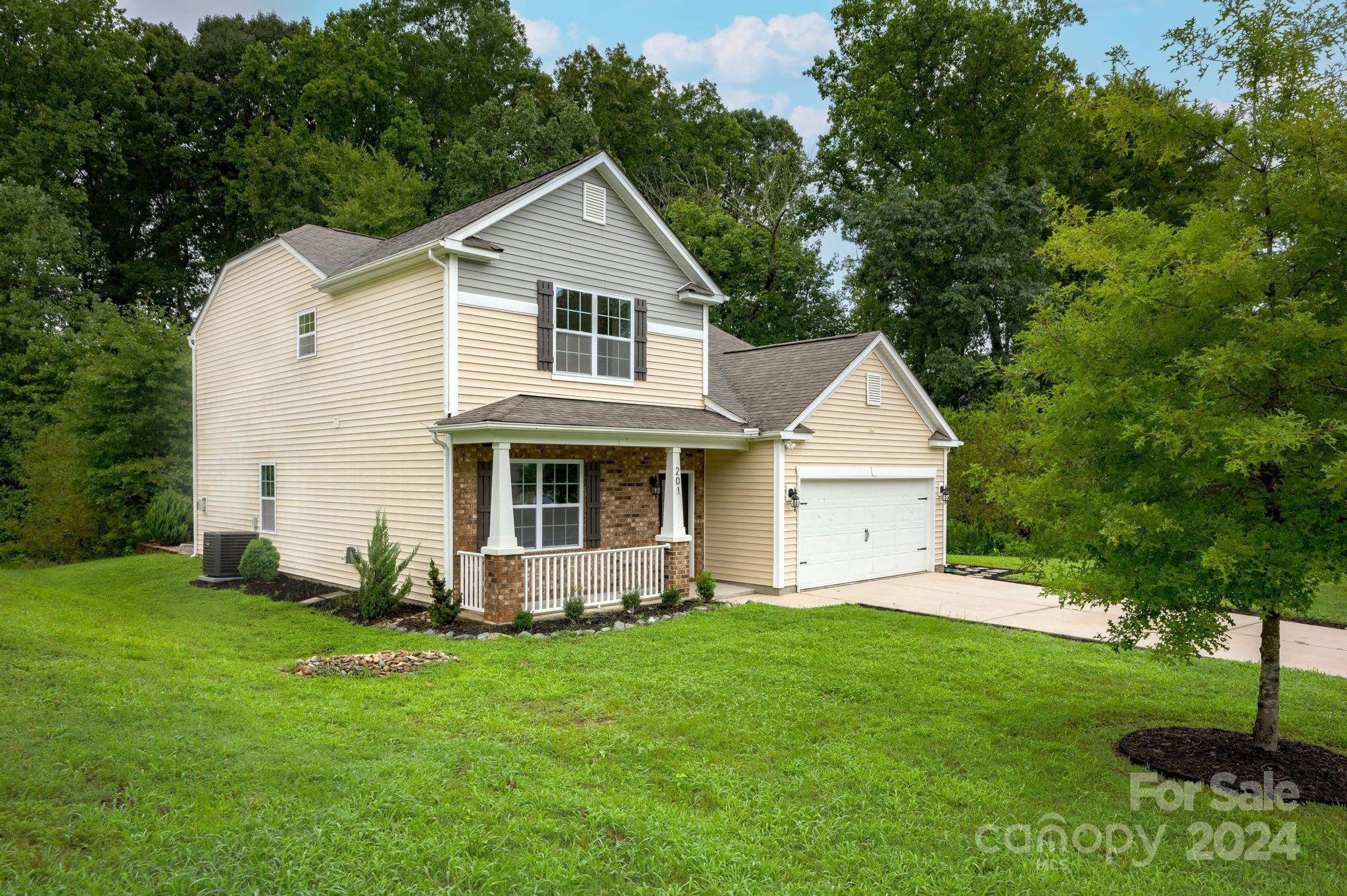 Property Photo: 201 Rippling Water Drive NC 28120