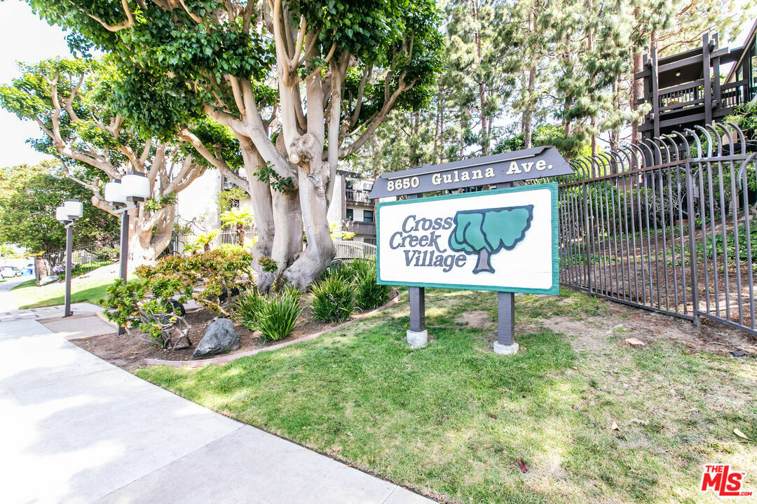 Property Photo:  7765  W 91st St A1116  CA 90293 