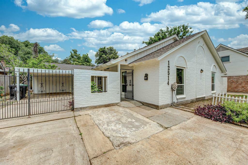 Property Photo:  12514 Pinerock Lane  TX 77024 