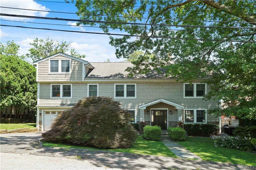 Property Photo:  11 Roundhill Drive  NY 10710 