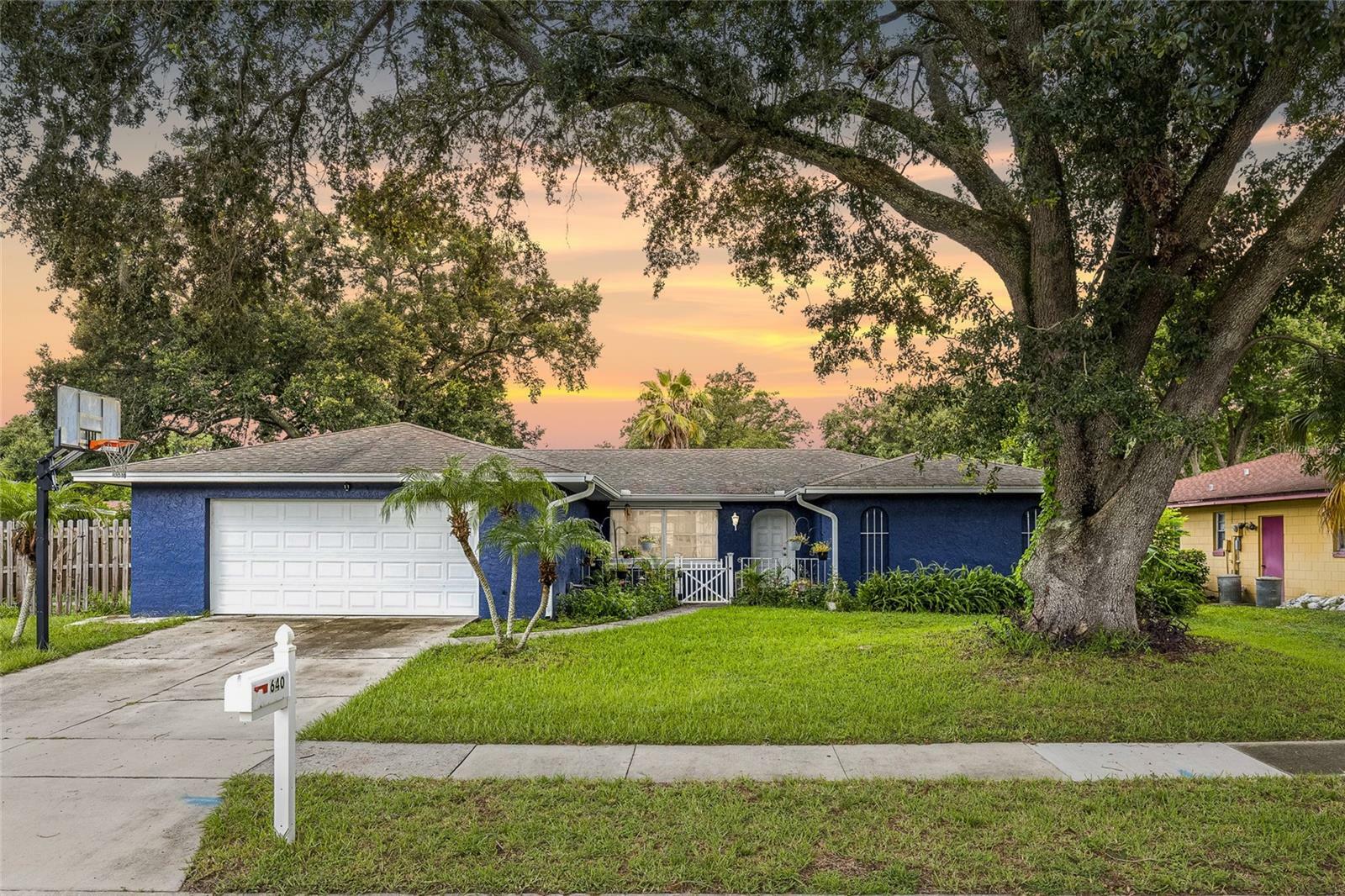 Property Photo:  640 Lemonwood Court  FL 32714 