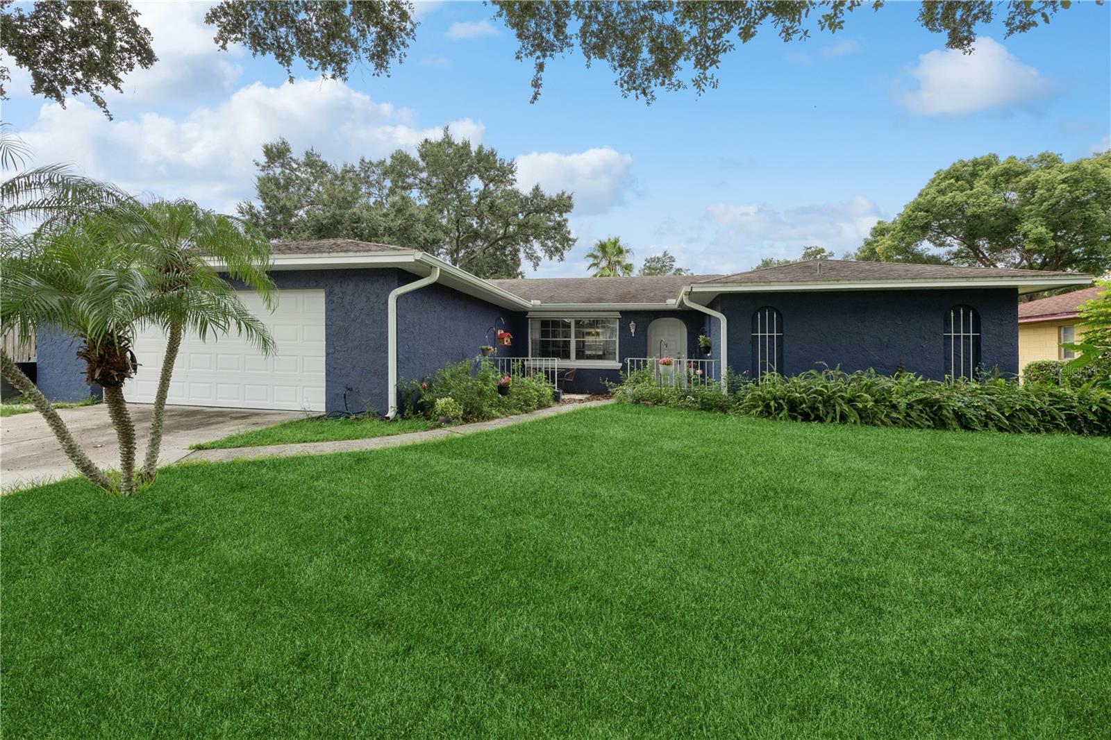 Property Photo:  640 Lemonwood Court  FL 32714 