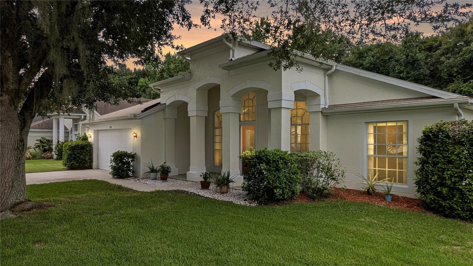 Property Photo: 2240 Coolbrook Court FL 32766