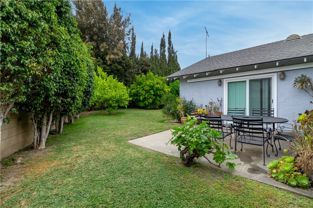 Property Photo:  1360 Lakeview Avenue  CA 90631 