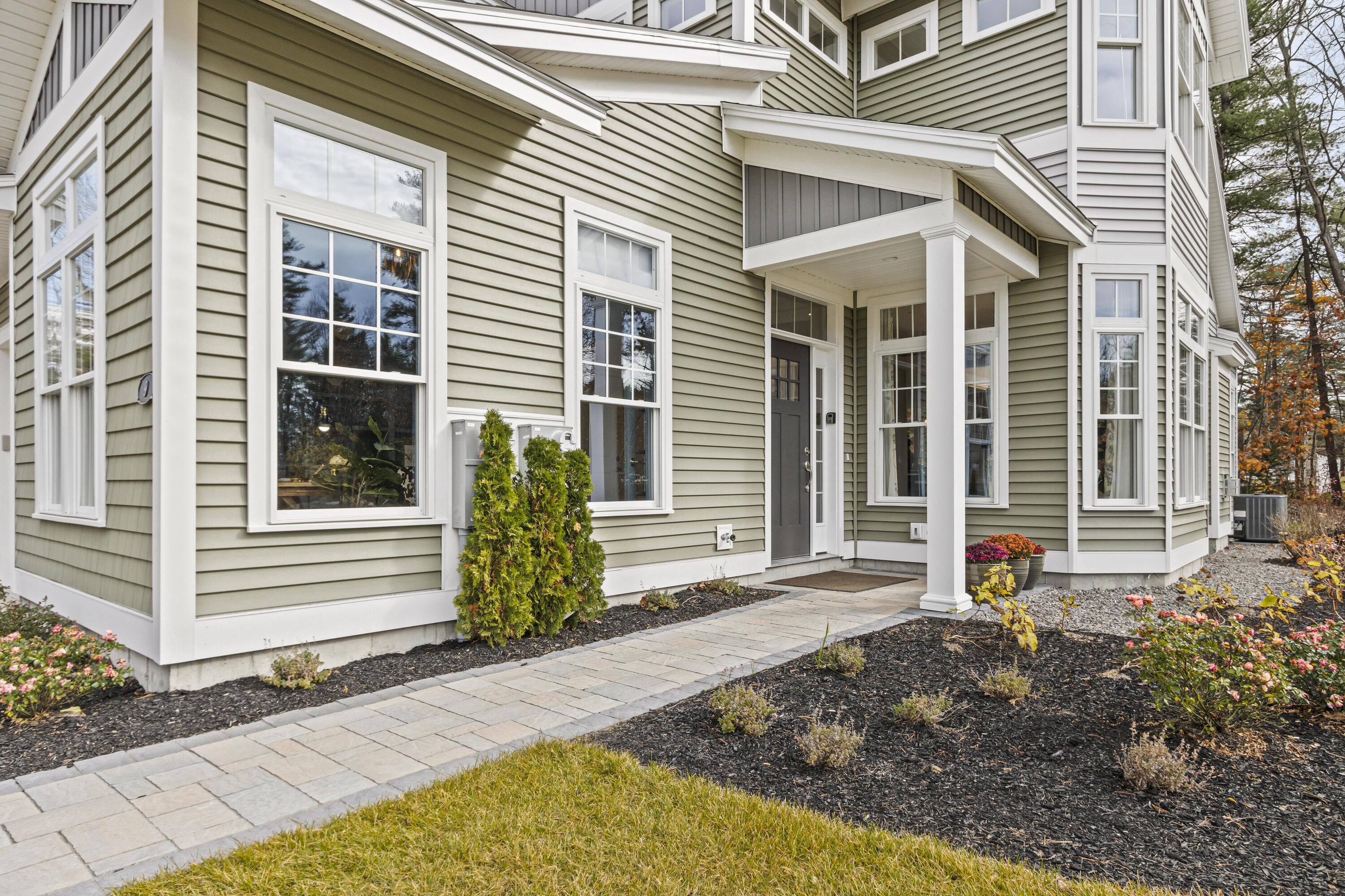 Property Photo: 1 Curlew Court 1 ME 04106