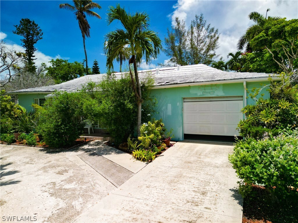 Property Photo:  1150 N Collier Boulevard  FL 34145 