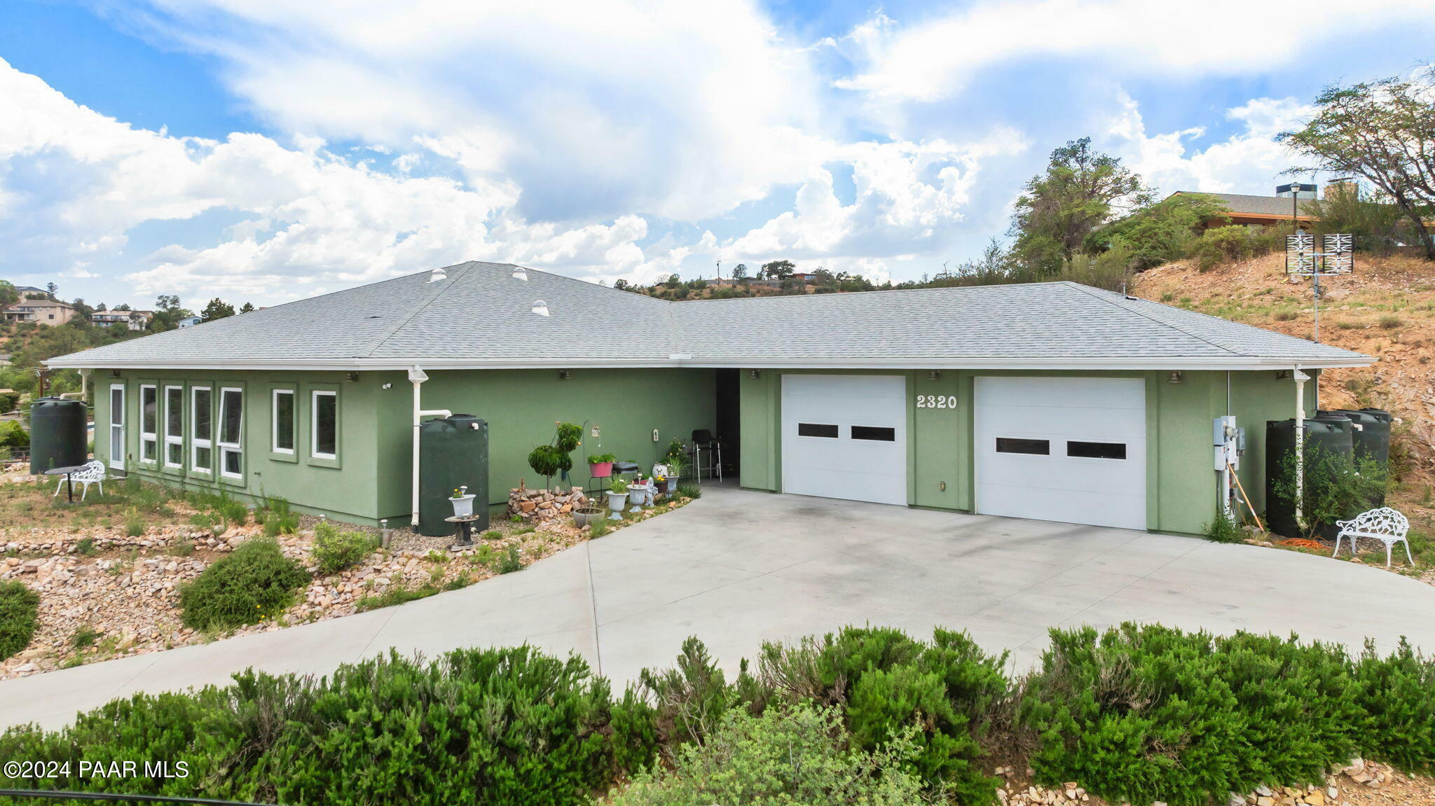 Property Photo:  2320 Cyclorama Drive  AZ 86305 