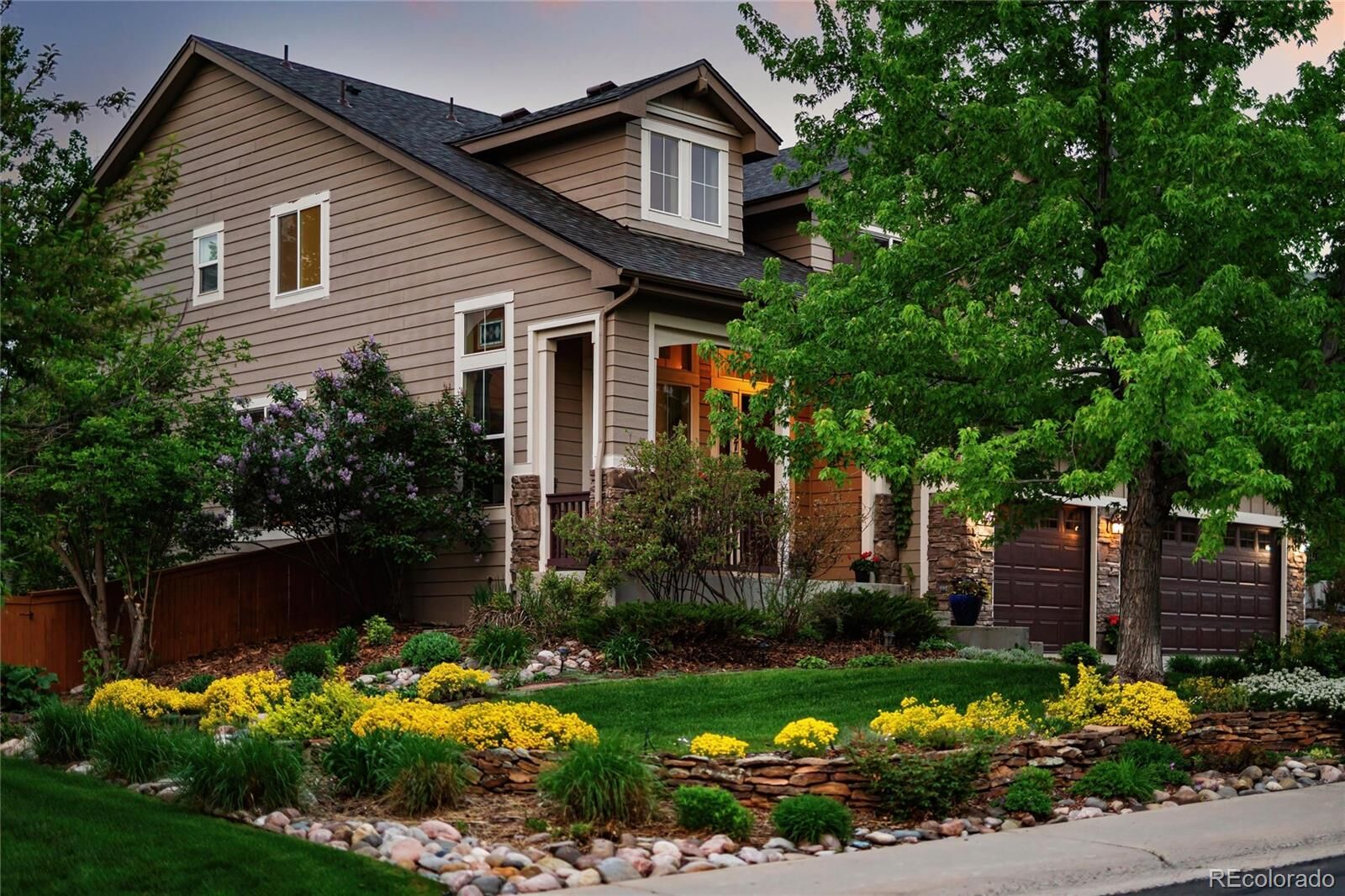 Property Photo:  9736 W Danzig Place  CO 80127 