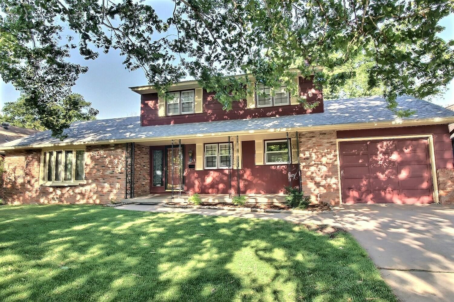 Property Photo:  2013 N Westridge  KS 67203 