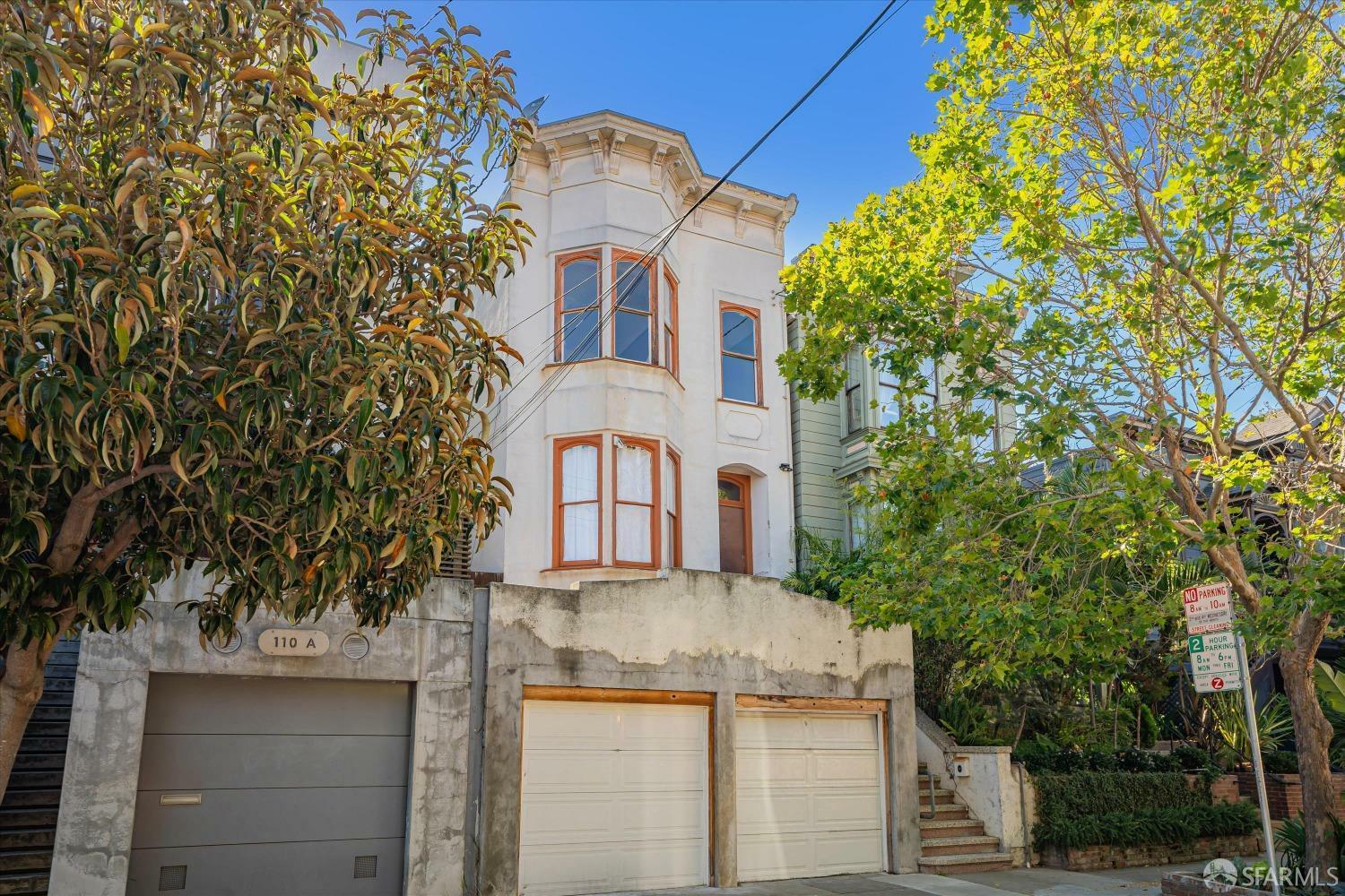 Property Photo:  108 Chattanooga Street  CA 94114 