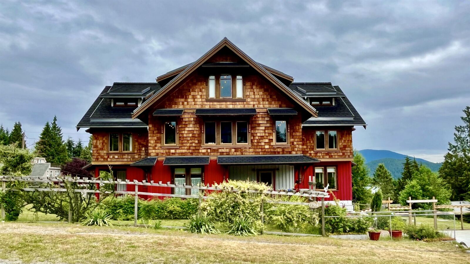 Property Photo:  794 Chamberlin Road  BC V0N 1V1 