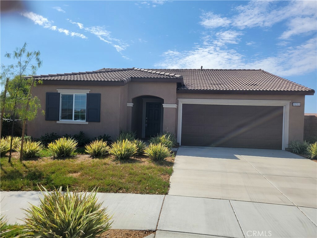 Property Photo: 1211 Convention Way CA 92543