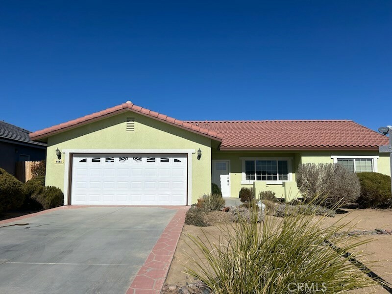 Property Photo:  9485 Village Parkway  CA 93505 