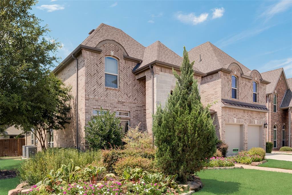 Property Photo:  1208 Dove Haven Drive  TX 76063 