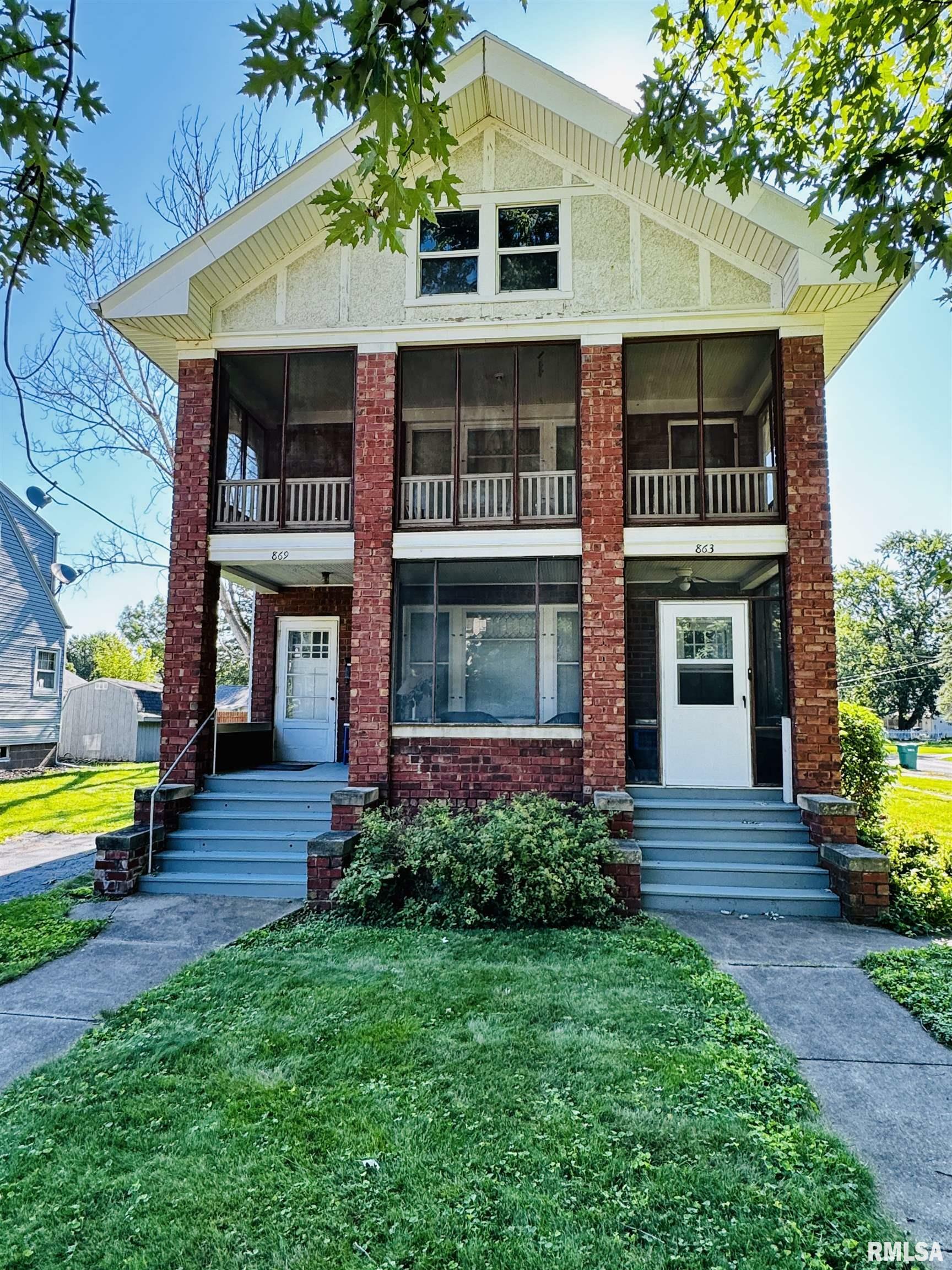 Property Photo:  863 Beecher Avenue  IL 61401 