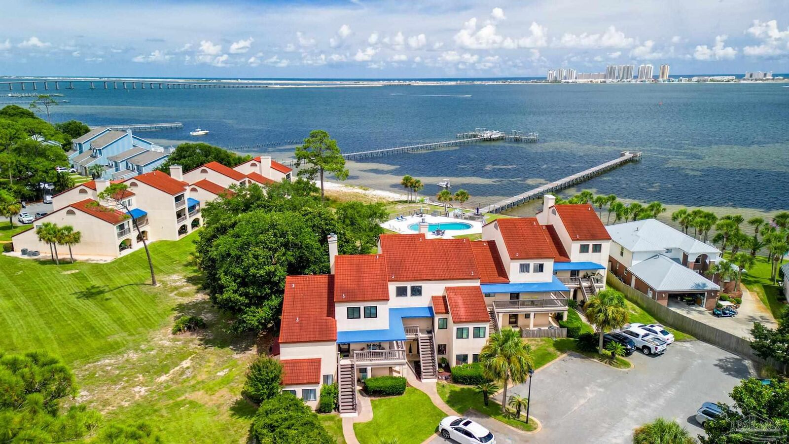 Property Photo: 8253 Navarre Pkwy D100 FL 32566