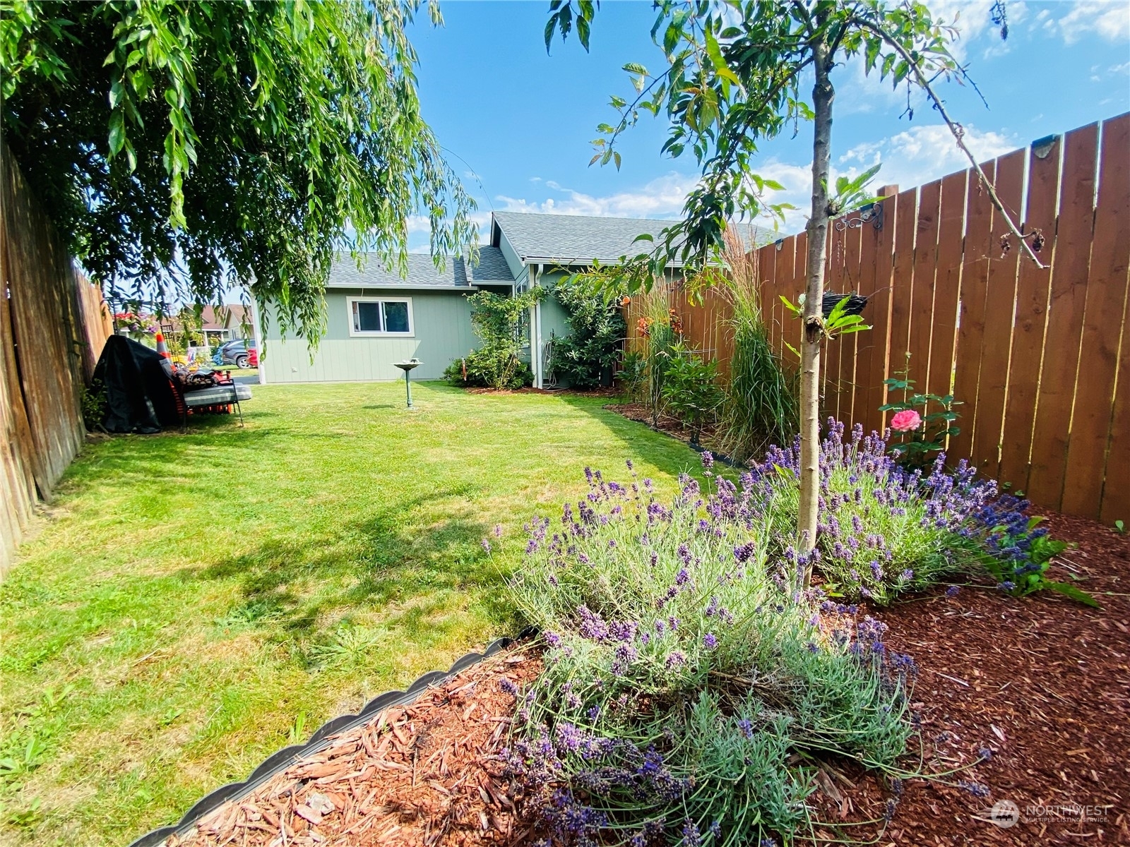 Property Photo:  304 Marcella Court  WA 98284 