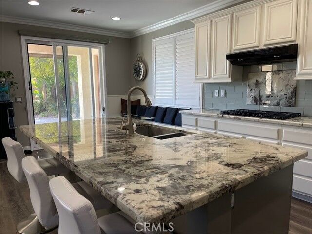 Property Photo:  44885 Bouchaine Street  CA 92592 