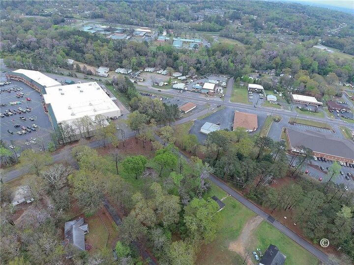 Property Photo:  1815 25th Street  AL 36867 