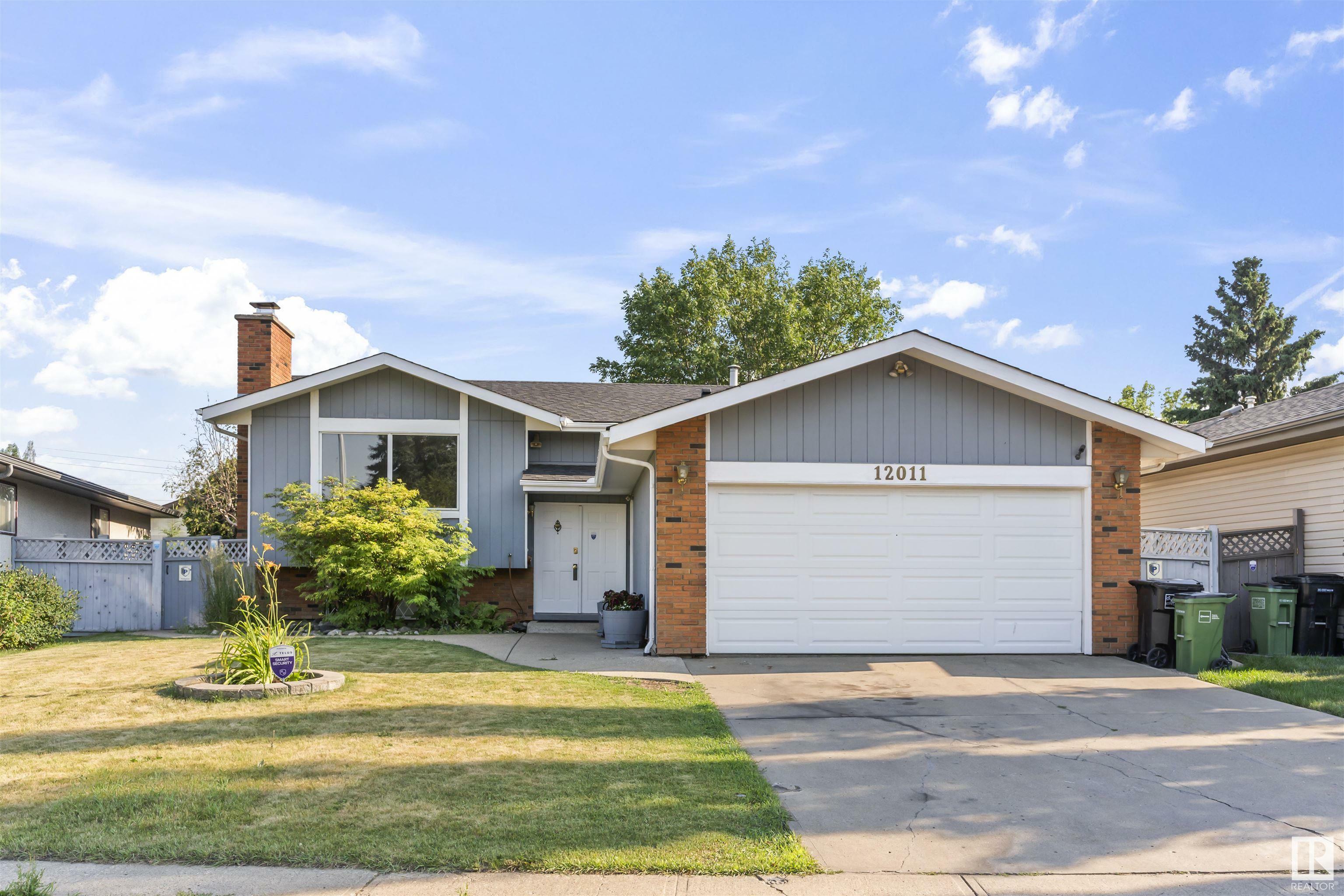 12011 152B Avenue NW  Edmonton AB T5X 1N7 photo