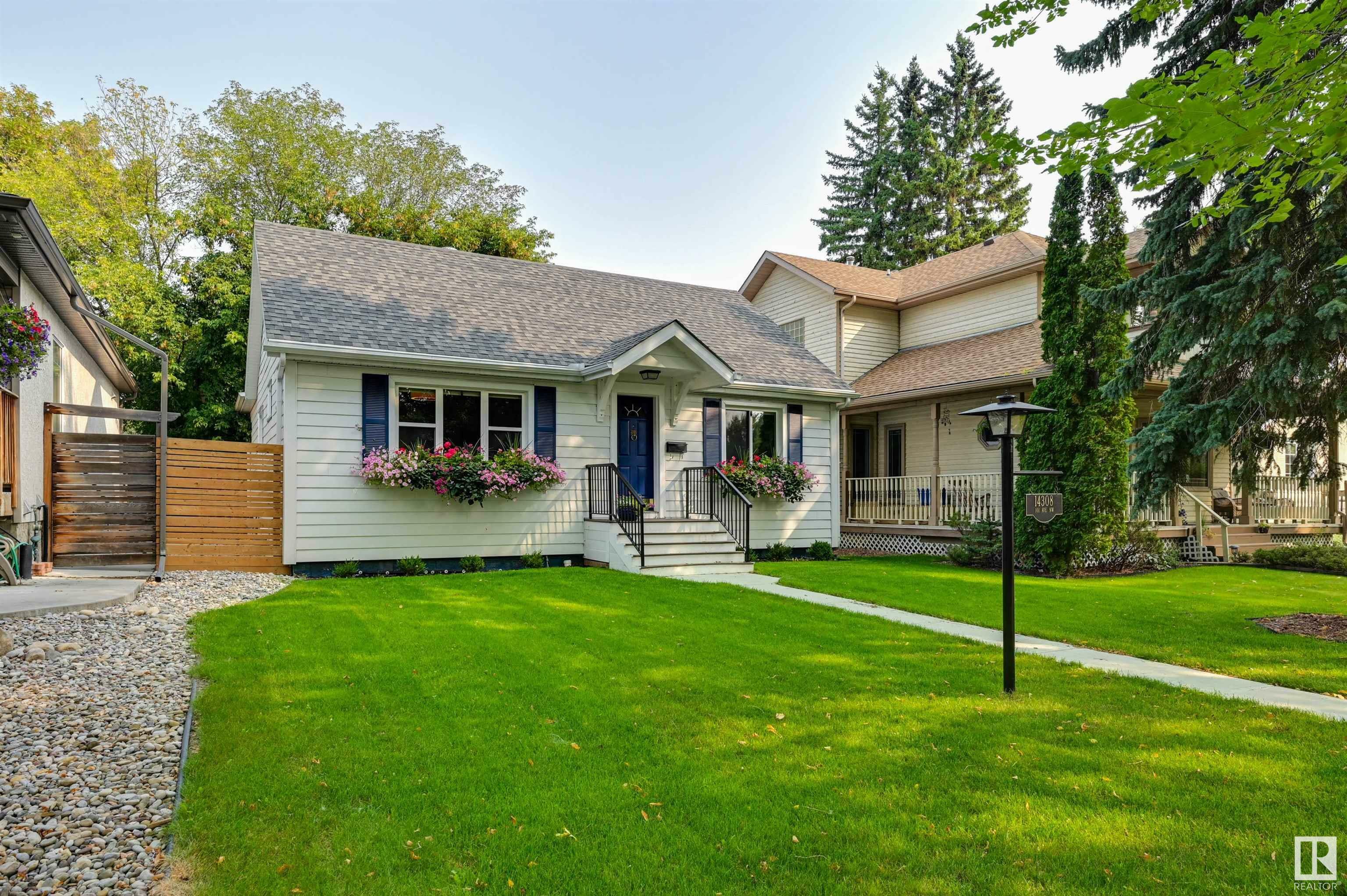 Property Photo:  14308 101 Avenue NW  AB T5N 0K6 