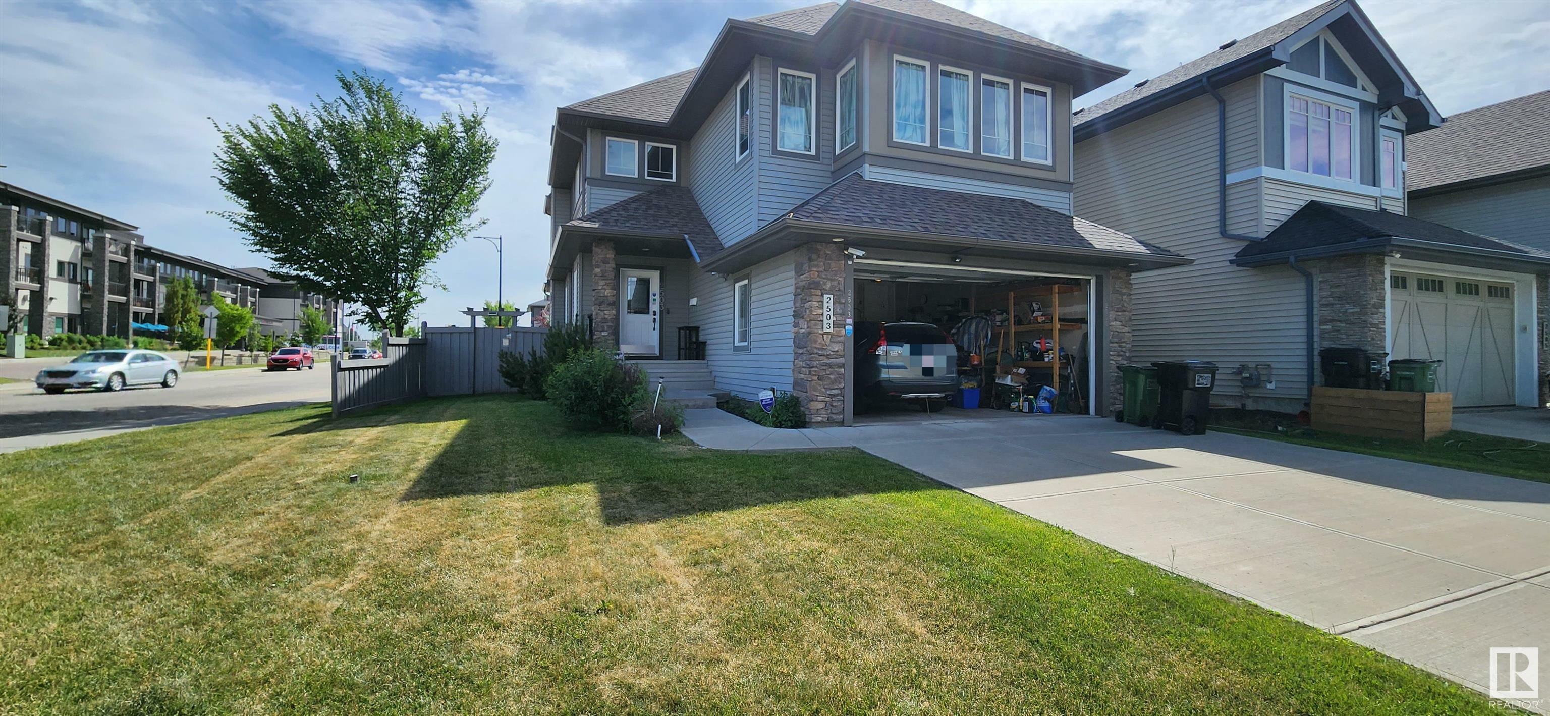 Photo de la propriété:  2503 Anderson Way SW  AB T6W 0L6 