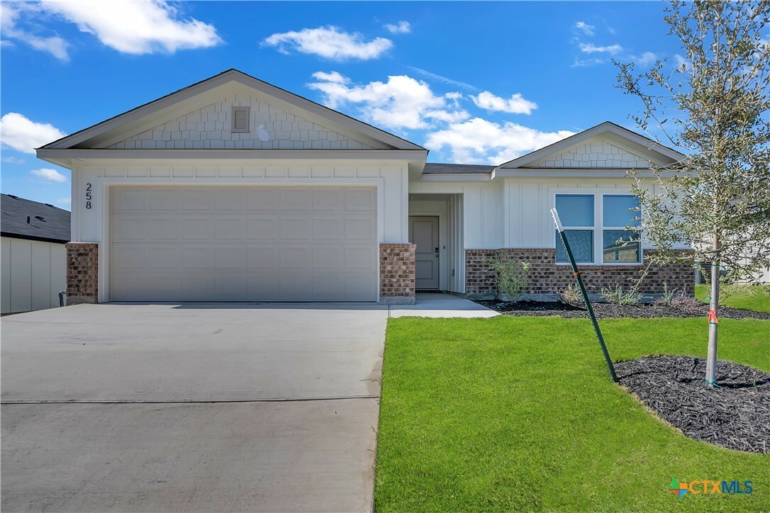 Property Photo: 258 Fawn Ridge Drive TX 76522