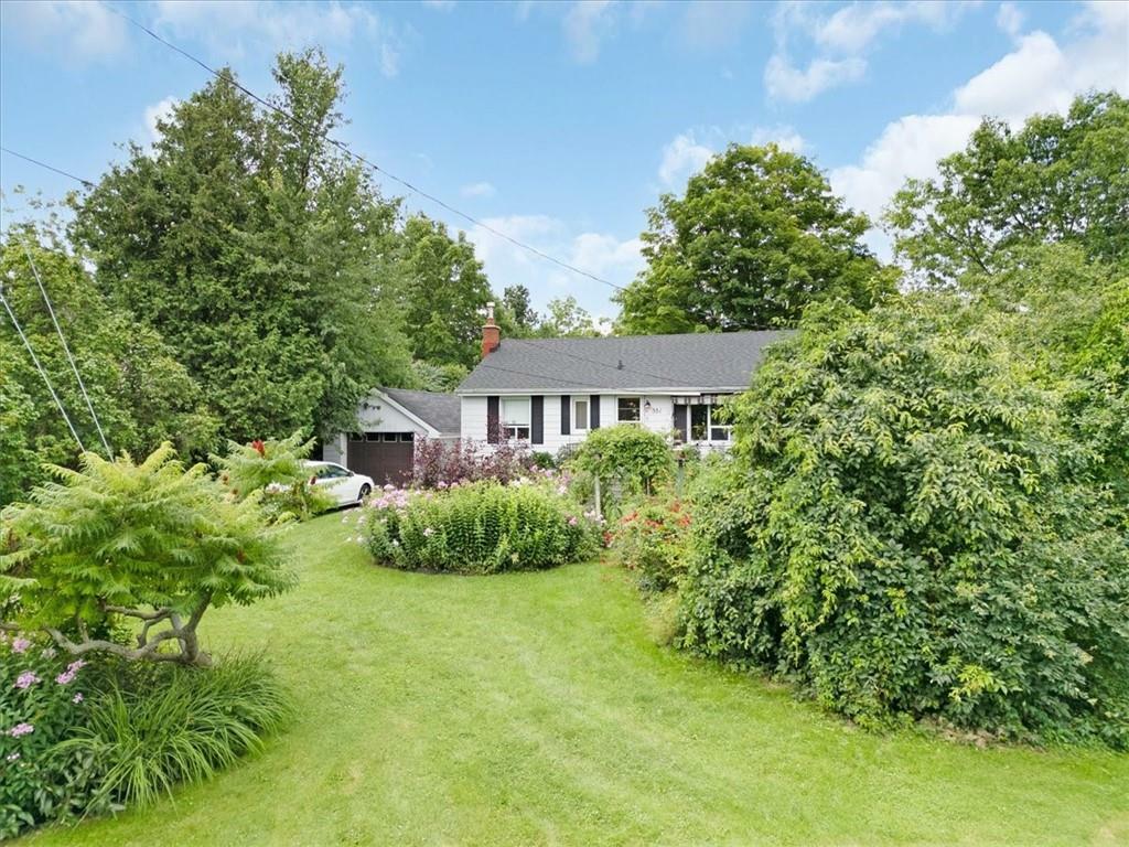 Property Photo: 551 Evans Road ON L8B 0G7