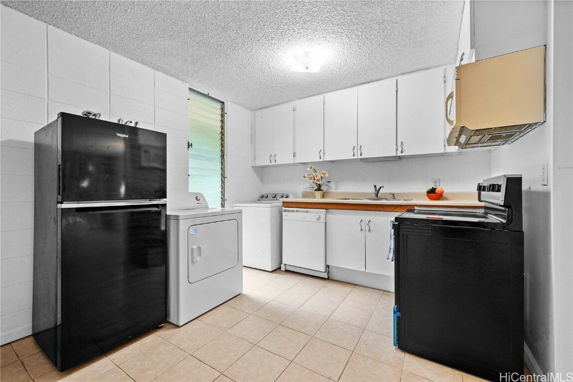 Property Photo:  95-269 Waikalani Drive C101  HI 96789 