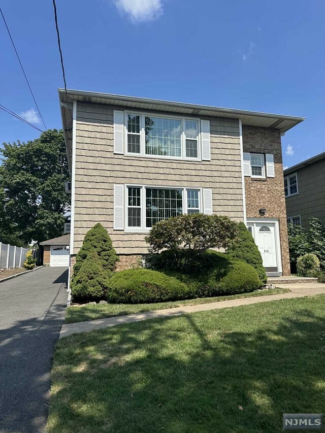 Property Photo:  315 Terrace Avenue  NJ 07604 